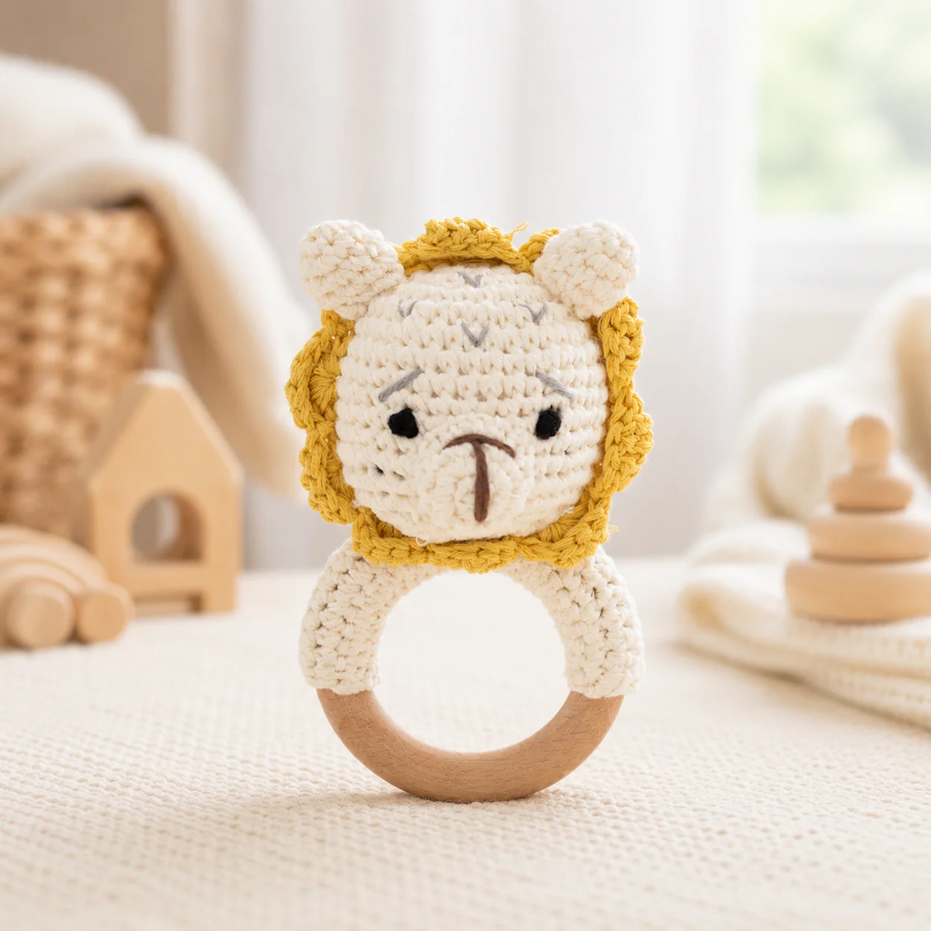 Crochet Animal Baby Rattle – Wooden Ring Teether & Newborn Sensory Toy